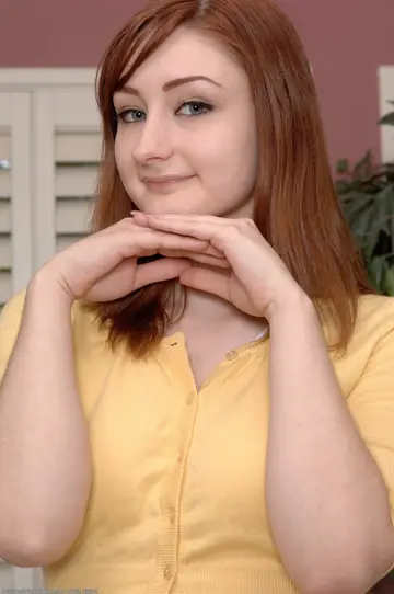 Violet Monroe – Thick Redhead in a Dress and Heels Spreads Her Ass and Fingers Her Pussy