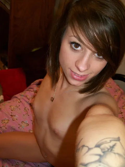 Riley Jensen: Petite Brunette Takes Nude Mirror Selfies in the Bathroom – photo 20 of 21
