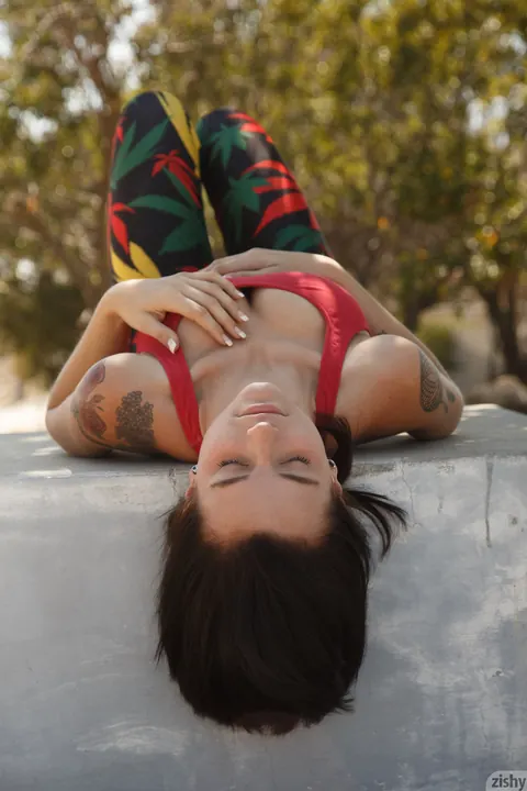 Kai Marley: Slim Brunette in Glasses Strips Off Her Panties and Spreads Wide – photo 6 of 12