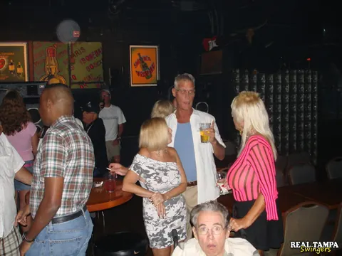 Mandi McGraw: Tall Mature Blonde in Glasses Has Public Group Sex – photo 2 of 20
