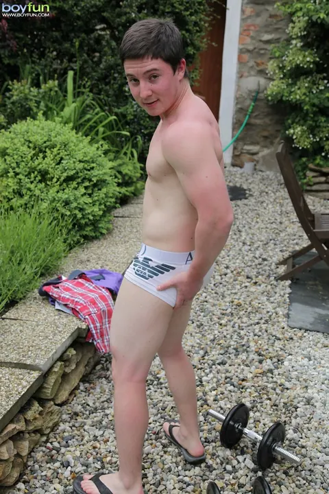 Thick Men Fuck Outdoors and Cum – photo 7 of 21