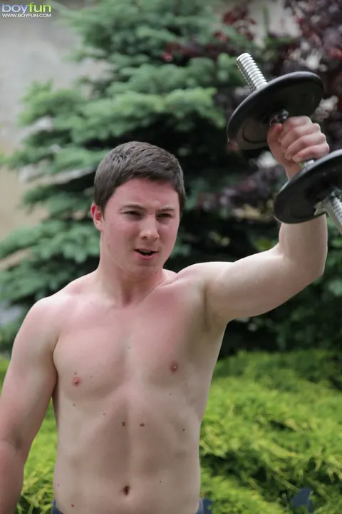 Thick Men Fuck Outdoors and Cum – photo 4 of 21