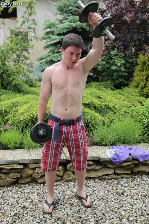 Thick Men Fuck Outdoors and Cum – photo 5 of 21