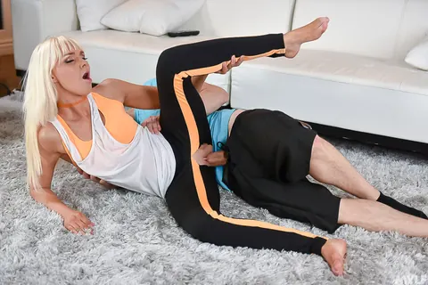 Marie McCray: Slim Redhead MILF Has Yoga Pants Ripped and Fucked Outdoors – photo 11 of 21