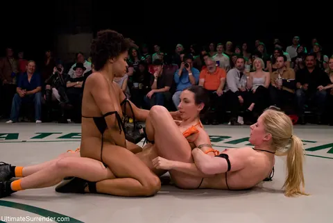 Ariel X: Tall Blonde MILF Restrains Ebony Brunette for Fingering and Licking – photo 16 of 21