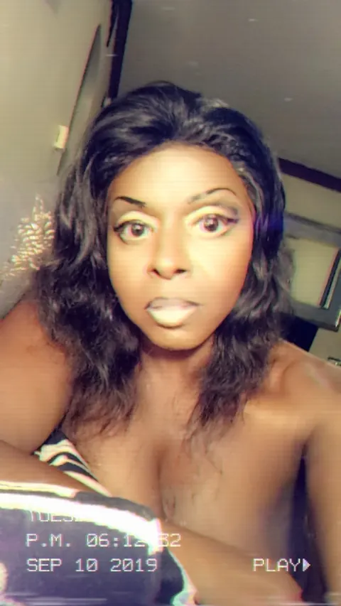Ebony Trans MILF Reveals Her Big Tits and Cock – photo 8 of 14