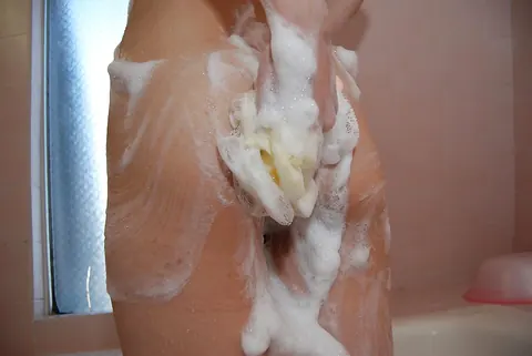 Mayu Matsukawa: Japanese Brunette with Natural Tits Spreads Her Pussy in the Bathroom – photo 10 of 16