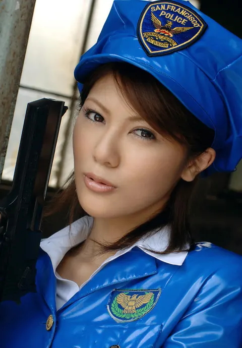 Asian Policewoman Poses in Latex Uniform and Bikini – photo 1 of 16
