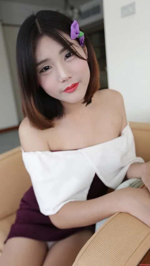 Brunette Asian Trans Woman Undresses and Poses Nude – photo 10 of 21