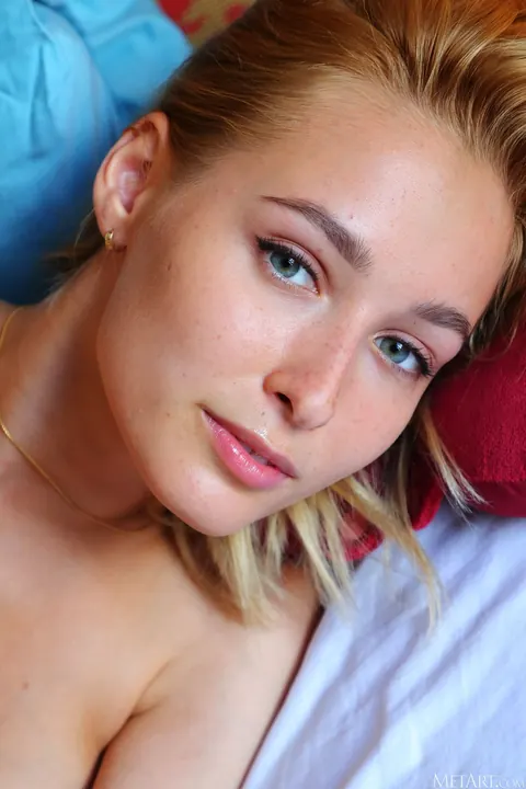 Kelly Collins: Blonde with Natural Tits Strips Off Her Lingerie and Spreads Wide – photo 14 of 21