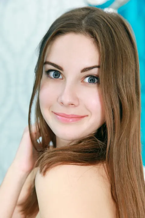 Marta E: Tall Ukrainian Brunette Shows Off Her Big Natural Tits – photo 12 of 20