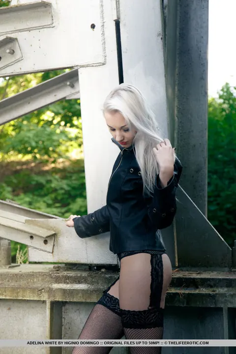 Adelina White: European Blonde in Stockings Pees and Spreads Outdoors – photo 1 of 16