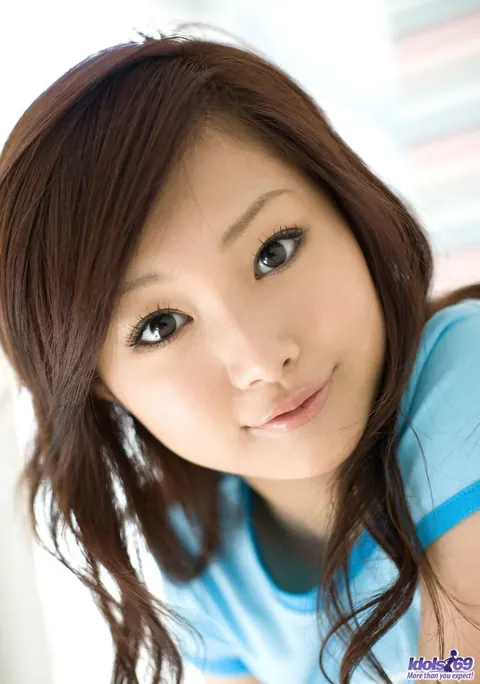 Suzuka Ishikawa: Thick Japanese Brunette Strips Out of Her Shorts and Panties – photo 3 of 16