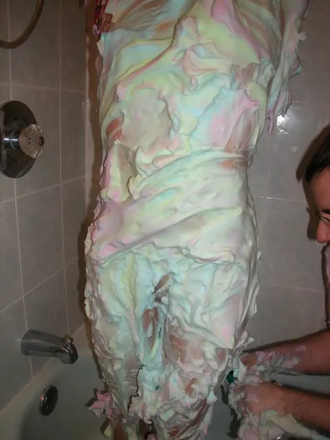 Kiana Li: Petite Asian Brunette Stands in the Bathroom – photo 15 of 21