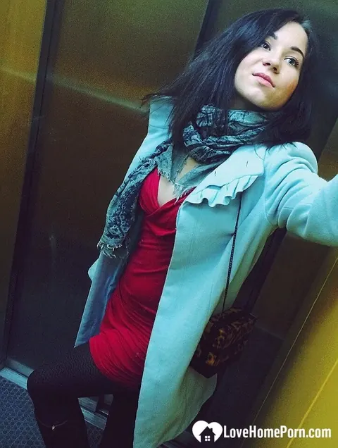 Nara Abel: Amateur Short-Haired Brunette in Heels and Panties Poses for Selfies – photo 17 of 20