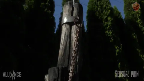 Jessica Kay: Thick Tattooed Woman in Bondage Spreads in the Backyard – photo 3 of 14