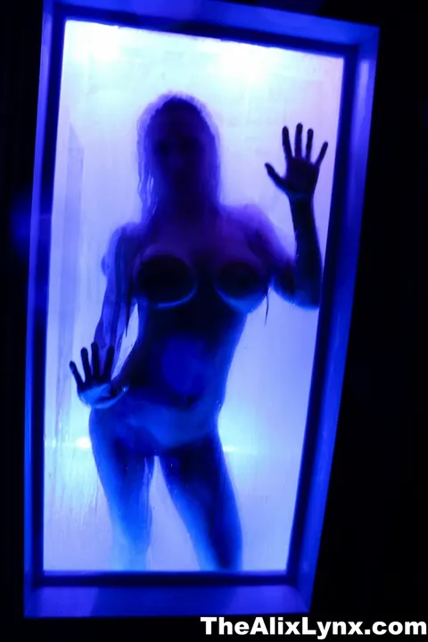 Alix Lynx: Blonde PAWG Shows Her Enhanced Tits in the Shower – photo 12 of 12