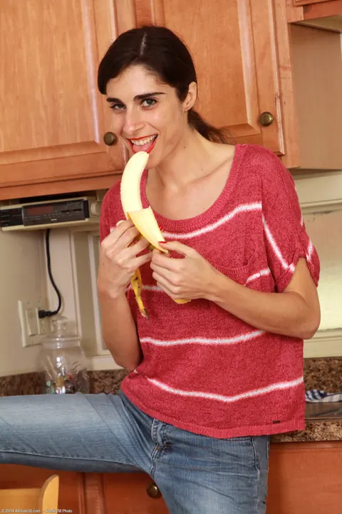 Violetta Storms: Tall Brunette MILF Strips and Masturbates in the Kitchen – photo 1 of 20