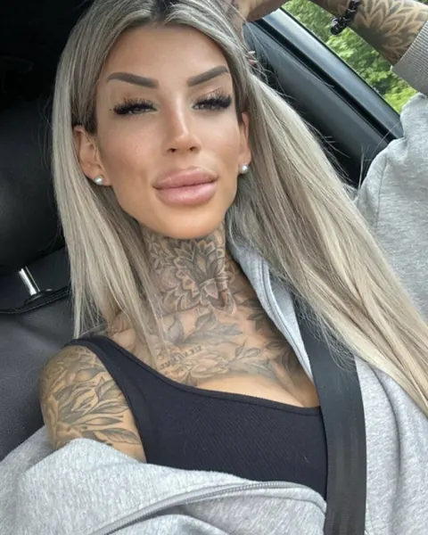 Busty Blonde with Glasses and Tattoos Takes Mirror Selfies Outdoors – photo 13 of 17