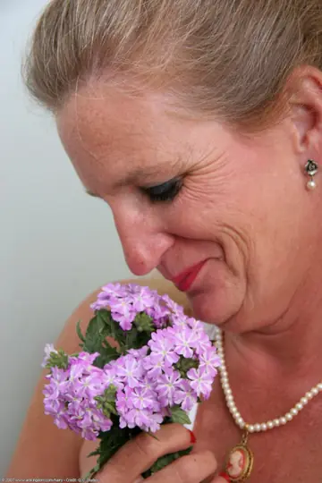 Mature Woman with Big Natural Tits Shows Her Hairy Pussy