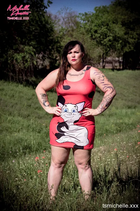 Curvy Trans Woman Strips Nude in a Forest Meadow – photo 6 of 10