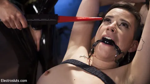 Freya French: Tall Brunette in Latex Submits to Lesbian Bondage and Anal Play – photo 4 of 14