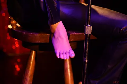 Scarlett Alexis: Asian Brunette in Panties Spreads and Shows Her Feet – photo 3 of 21