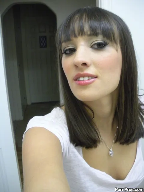 Nadia Aria: Slim Latina with Big Natural Tits Spreads in Front of a Mirror – photo 5 of 17