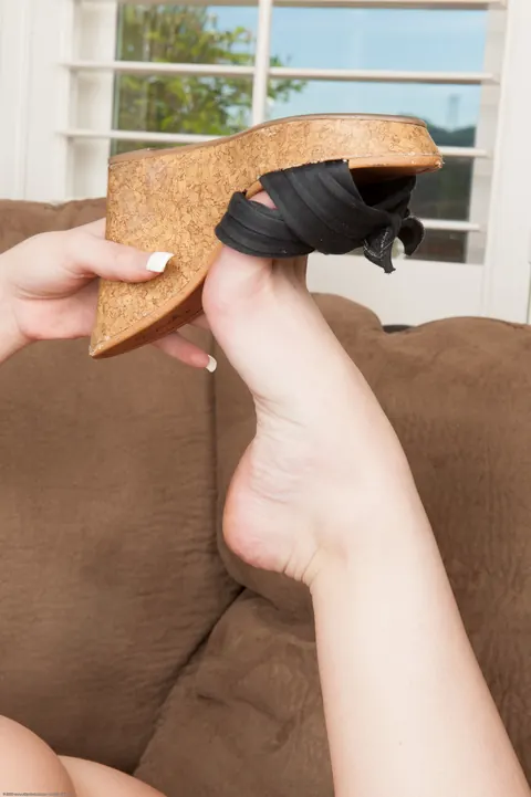 Lacey Channing: Petite Brunette in Heels Fingers Her Pussy for a Selfie – photo 13 of 21