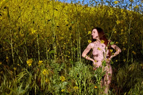Emily Bloom: Skinny Ukrainian Brunette Strips Nude in the Open Air – photo 6 of 21