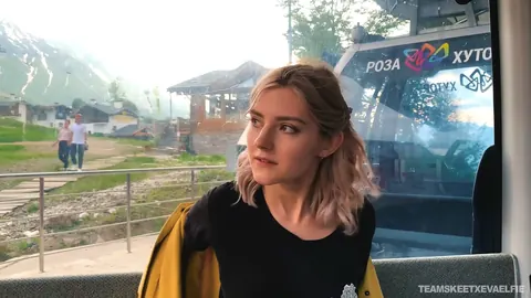 Eva Elfie: Blonde Russian Sucks Cock in a Gondola Lift – photo 4 of 19