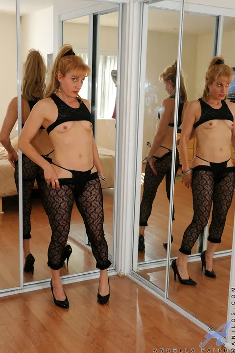 Angella Faith: Mature Blonde Rubs Her Pussy and Toys Her Ass – photo 1 of 21