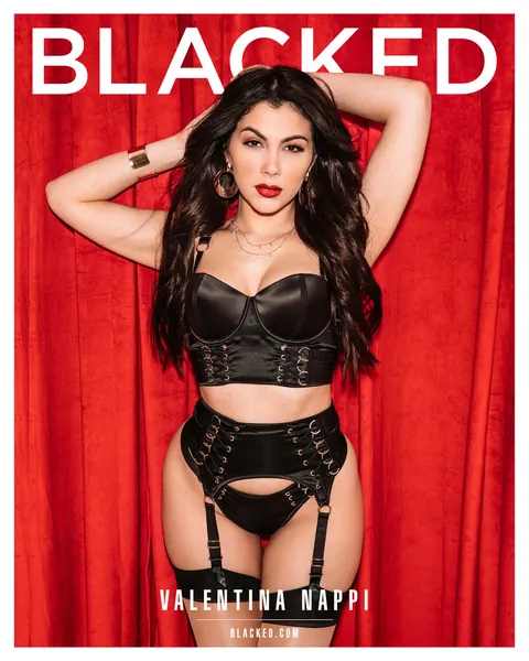 Valentina Nappi: Curvy Italian Brunette Takes Double Penetration and Gives Handjobs – photo 1 of 20