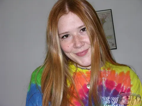 Harper Red: Redhead Undresses and Spreads Her Hairy Pussy – photo 1 of 16