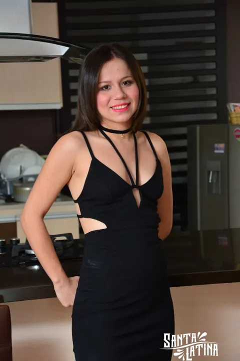 Melina Flor: Petite Latina Brunette Sits and Spreads Her Shaved Pussy – photo 2 of 17