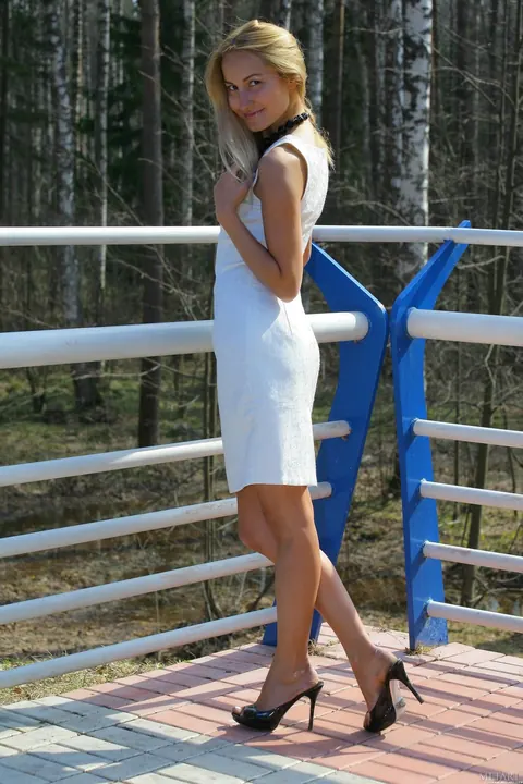 Nadin A: Thick Russian Brunette Lifts Her Skirt, Pulls Panties Aside and Spreads – photo 3 of 21