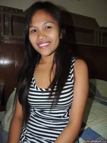Petite Filipina Redhead Fucks a Man in a Motel
