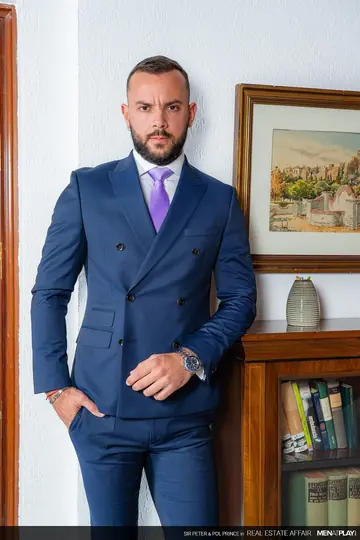Men Kiss and Fuck Anal Outdoors