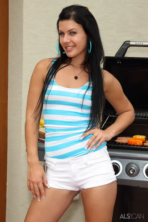 Rihanna Samuels: Tall Czech PAWG Pulls Shorts Aside and Toys in the Kitchen – photo 2 of 16