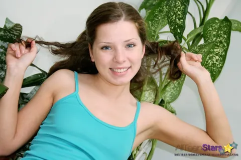 Brunette Pulls Shorts Aside to Spread Her Hairy Pussy – photo 5 of 15