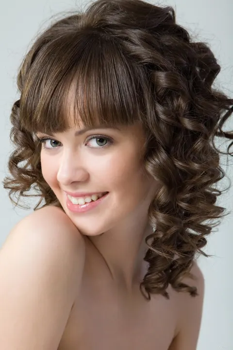 Candy Rose: Tall Russian Brunette Poses Nude and Displays Her Figure – photo 6 of 21