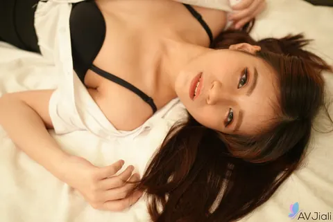 Chinese Brunette in Stockings Fucks Her Man – photo 9 of 20