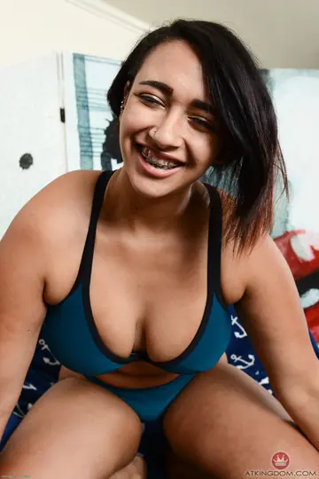 Emori Pleezer – Latina Brunette with Big Natural Tits and a Large Ass Poses Nude