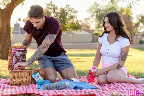Jade Maris: Inked Brunette Kisses and Gets Fucked Outdoors and in the Office – photo 6 of 21