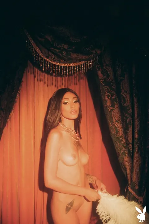Amber Rose: Several Brunettes with Small Natural Tits and Tattoos Pose Nude – photo 14 of 20