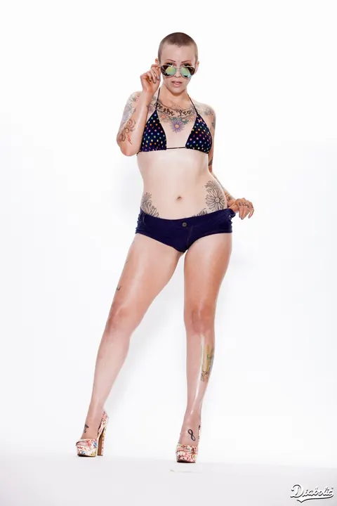 Sparky Sin Clair: Brunette with Small Natural Tits and Tattoos Poses Nude for the Camera – photo 3 of 20