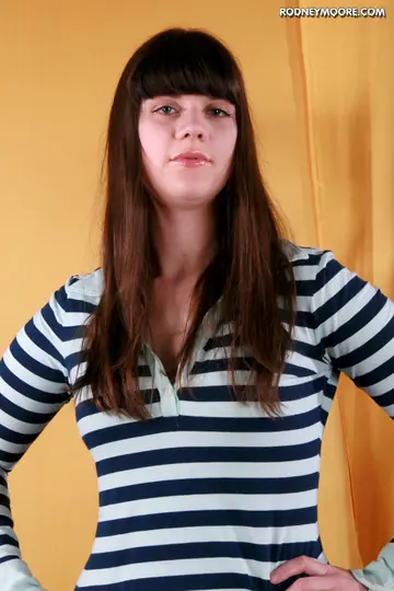 Curvy Hairy Brunette Takes a Facial and Cum on Her Pussy