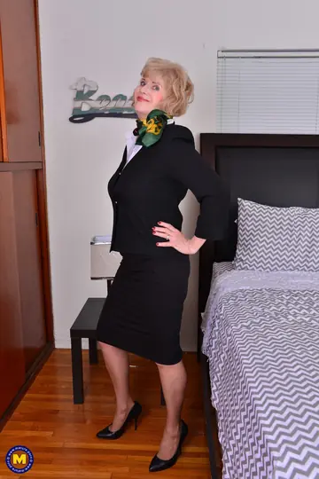 Curvy European MILF in Stockings Masturbates with a Dildo
