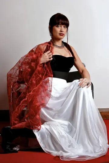 Indian Brunette Lifts Her Skirt and Poses Nude in Boots