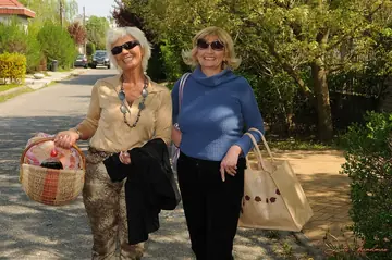 Orhidea – Mature Czech Redhead in Lesbian Threesome Outdoors